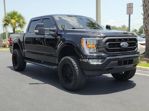 Agate Black Metallic 2023 Ford F-150 XLT