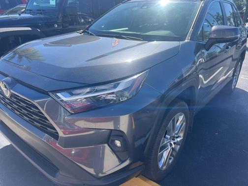 2024 Toyota RAV4 XLE Premium