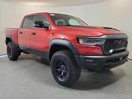 Molten Red Pearlcoat 2026 RAM 1500 RHO Crew Cab 4x4 5'7' Box