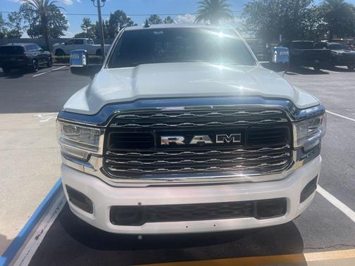 2023 RAM 2500 Limited Crew Cab 4x4 6'4' Box
