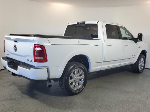 2023 RAM 2500 Limited Crew Cab 4x4 6'4' Box