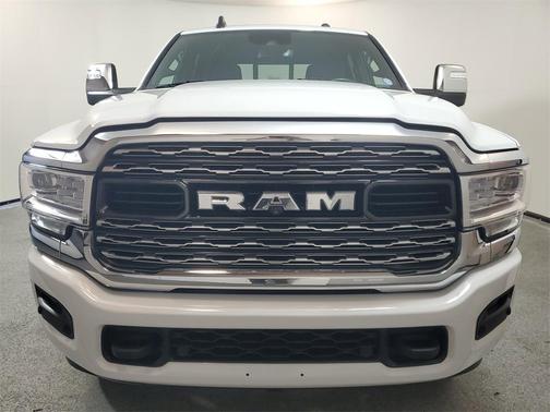 2023 RAM 2500 Limited Crew Cab 4x4 6'4' Box