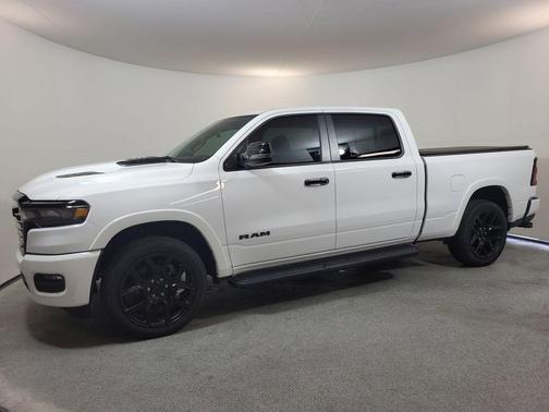 Bright White Clearcoat 2025 RAM 1500 Laramie