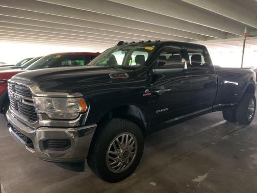 Maximum Steel Metallic Clearcoat 2020 RAM 3500 Tradesman Crew Cab 4x4 8' Box