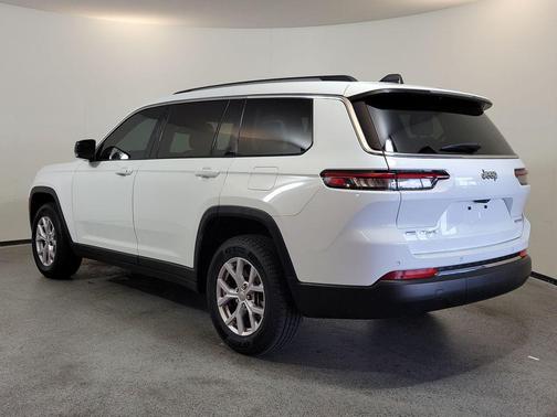 Bright White Clearcoat 2022 Jeep Grand Cherokee L Limited