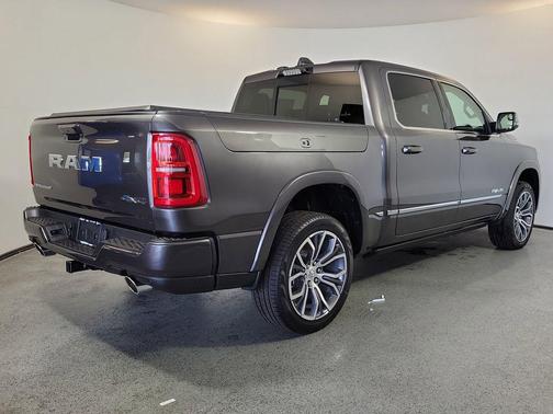 Granite Crystal Metallic Clearcoat 2026 RAM 1500 ST