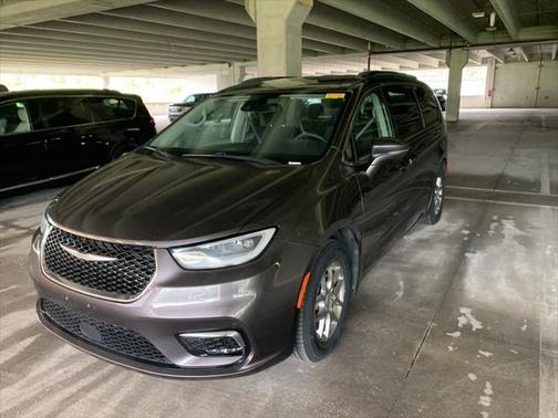 2021 Chrysler Pacifica Touring
