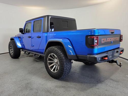 Hydro Blue Pearlcoat 2021 Jeep Gladiator Mojave 4x4
