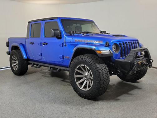 Hydro Blue Pearlcoat 2021 Jeep Gladiator Mojave 4x4