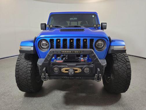 Hydro Blue Pearlcoat 2021 Jeep Gladiator Mojave 4x4