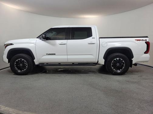 Ice Cap 2023 Toyota Tundra SR5