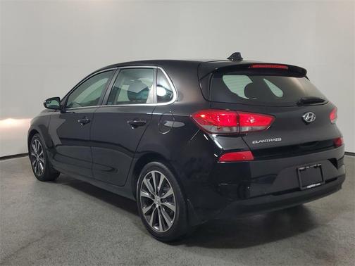 2019 Hyundai Elantra GT Base