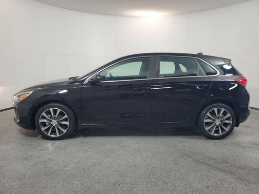 2019 Hyundai Elantra GT Base