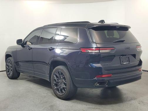 2023 Jeep Grand Cherokee L Summit Reserve