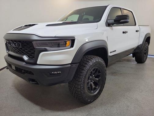Bright White Clearcoat 2026 RAM 1500 RHO Crew Cab 4x4 5'7' Box