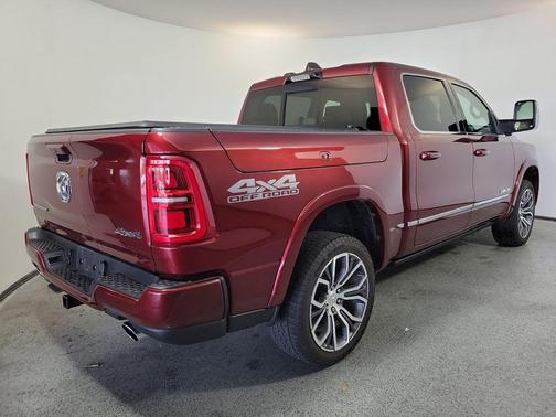 Delmonico Red Pearlcoat 2025 RAM 1500 ST