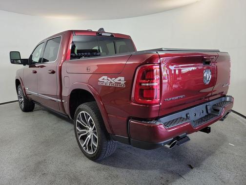 Delmonico Red Pearlcoat 2025 RAM 1500 ST