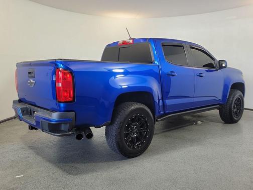 Kinetic Blue Metallic 2019 Chevrolet Colorado LT
