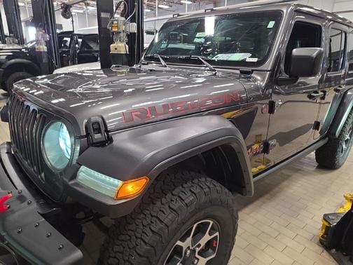 Granite Crystal Metallic Clearcoat 2019 Jeep Wrangler Unlimited Rubicon