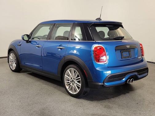 Island Blue Metallic 2024 MINI Hardtop Cooper S