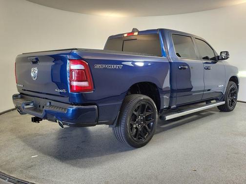 Patriot Blue Pearlcoat 2023 RAM 1500 Laramie