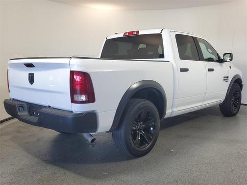 2024 RAM 1500 Classic Warlock Crew Cab 4x2 5'7' Box