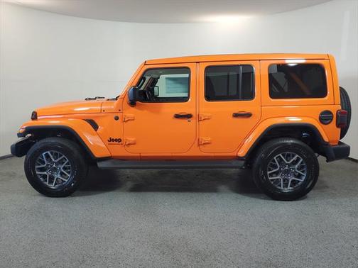 2025 Jeep Wrangler 4-Door Sahara 4x4