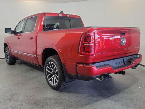 Molten Red Pearlcoat 2026 RAM 1500 Limited