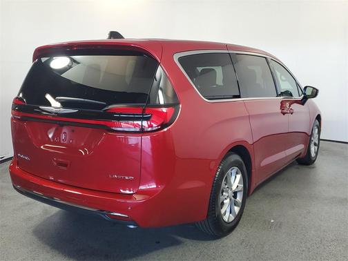 2026 Chrysler Pacifica Limited