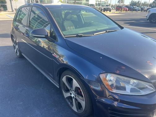 2017 Volkswagen Golf GTI 2.0T S 4-Door