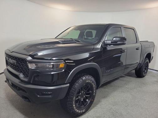Diamond Black Crystal Pearlcoat 2025 RAM 1500 Rebel
