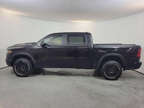 Diamond Black Crystal Pearlcoat 2025 RAM 1500 Rebel