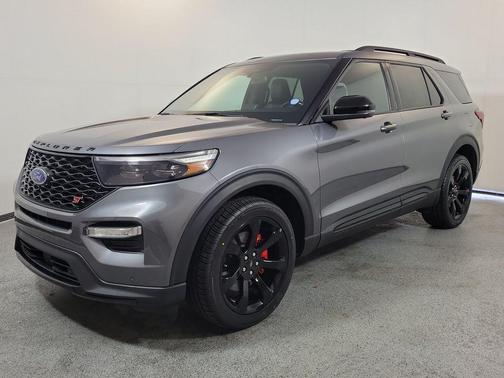 Carbonized Gray Metallic 2023 Ford Explorer ST