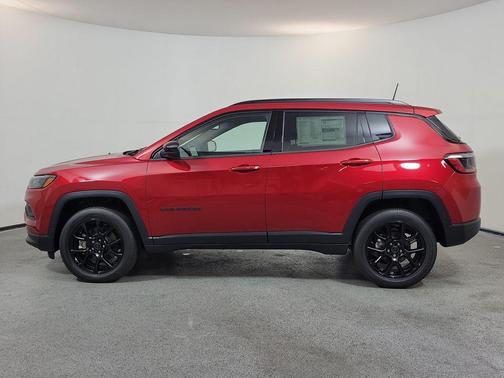 Red Hot Pearlcoat 2026 Jeep Compass Latitude