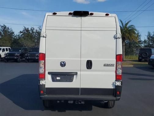 2025 RAM ProMaster 2500 Tradesman