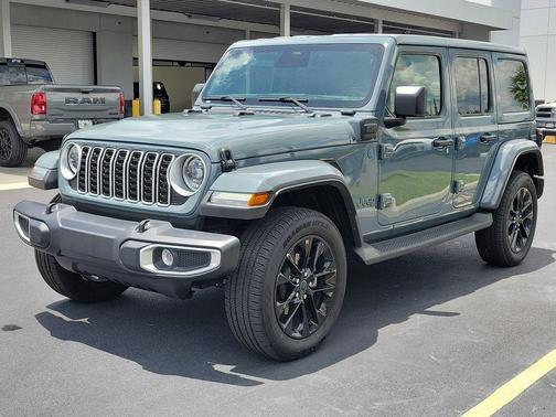 Anvil Clearcoat 2025 Jeep Wrangler 4xe Sahara