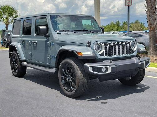 Anvil Clearcoat 2025 Jeep Wrangler 4xe Sahara