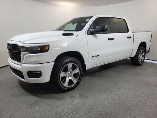 Bright White Clearcoat 2026 RAM 1500 Express