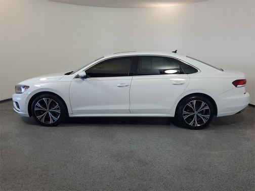 2020 Volkswagen Passat 2.0T SE