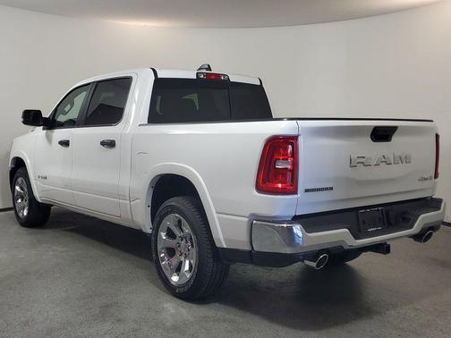 Bright White Clearcoat 2026 RAM 1500 Big Horn/Lone Star