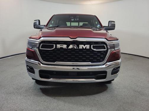 Delmonico Red Pearlcoat 2025 RAM 1500 Big Horn/Lone Star