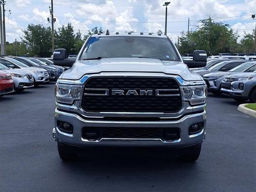 2024 RAM 3500 Big Horn Crew Cab 4x4 8' Box