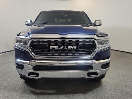 Patriot Blue Pearlcoat 2022 RAM 1500 Limited