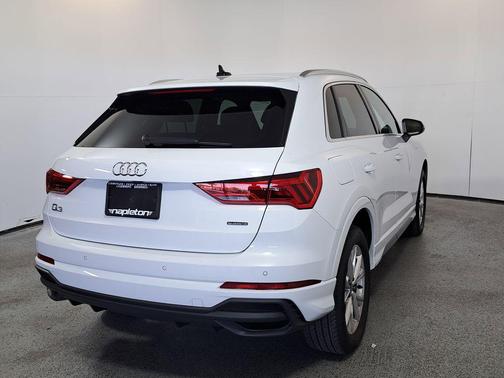 2024 Audi Q3 Premium 45 TFSI S line quattro Tiptronic