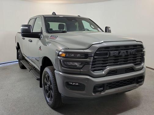 Ceramic Gray Clearcoat 2026 RAM 2500 Big Horn Crew Cab 4x4 6'4' Box