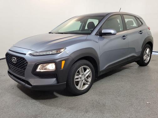 Sonic Silver 2021 Hyundai KONA SE