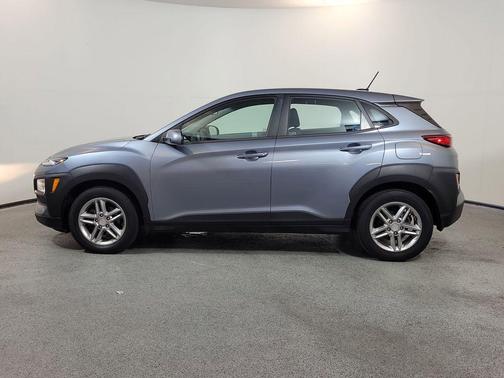 Sonic Silver 2021 Hyundai KONA SE