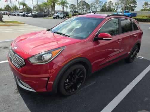 Runway Red 2019 Kia Niro s Touring