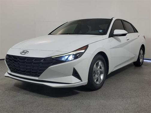 2021 Hyundai ELANTRA SE