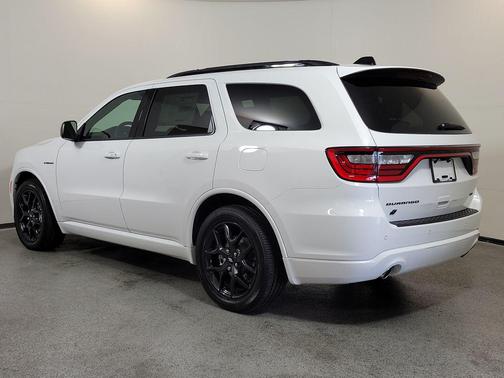 White Knuckle Clearcoat 2026 Dodge Durango GT AWD HEMI V8